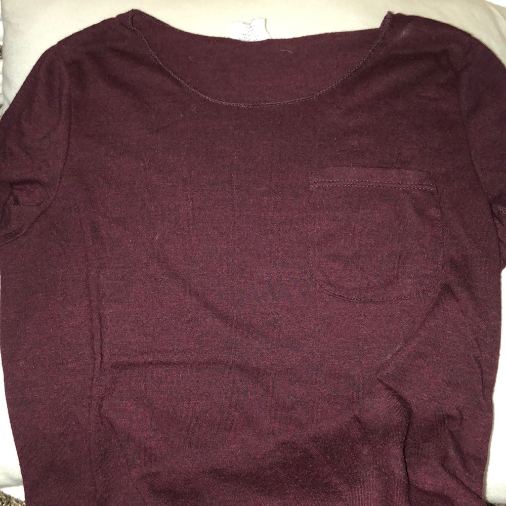 Tillys maroon shirt sleeve top